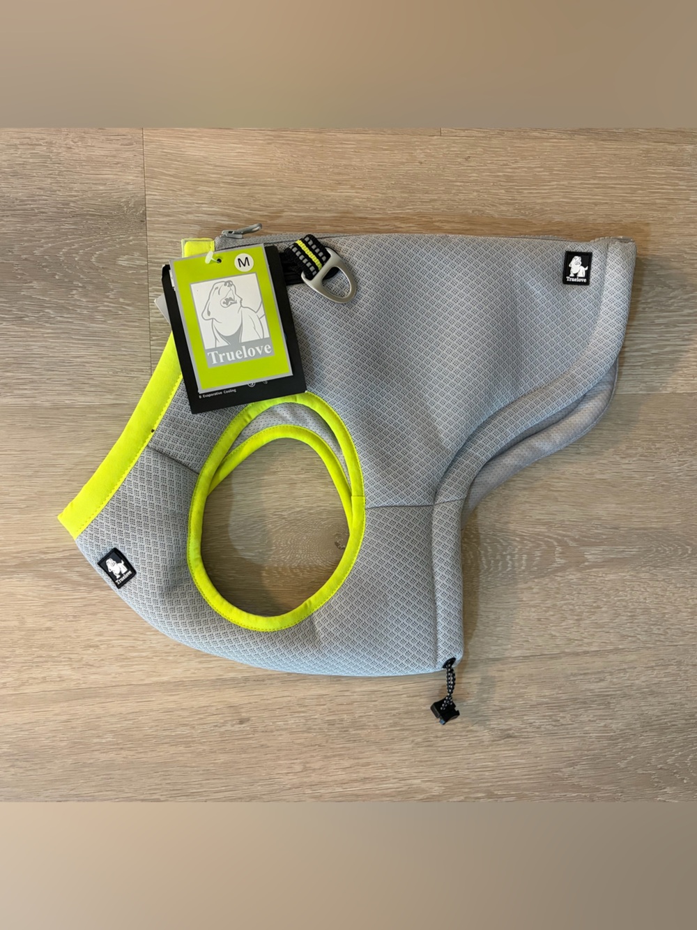 NWT Medium Dog Cooling Vest